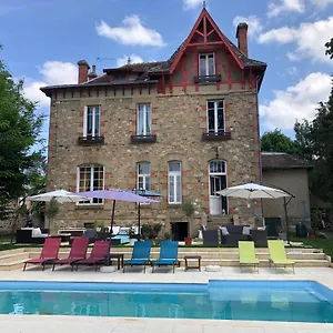 Maison De La Comtesse Bed & Breakfast